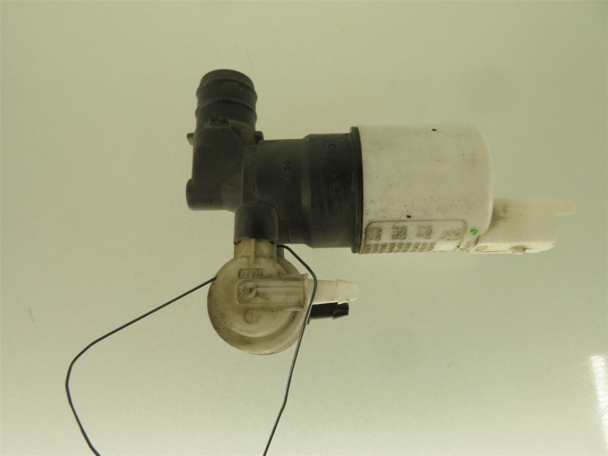 Spylerpumpe Frontrute – bilde 1
