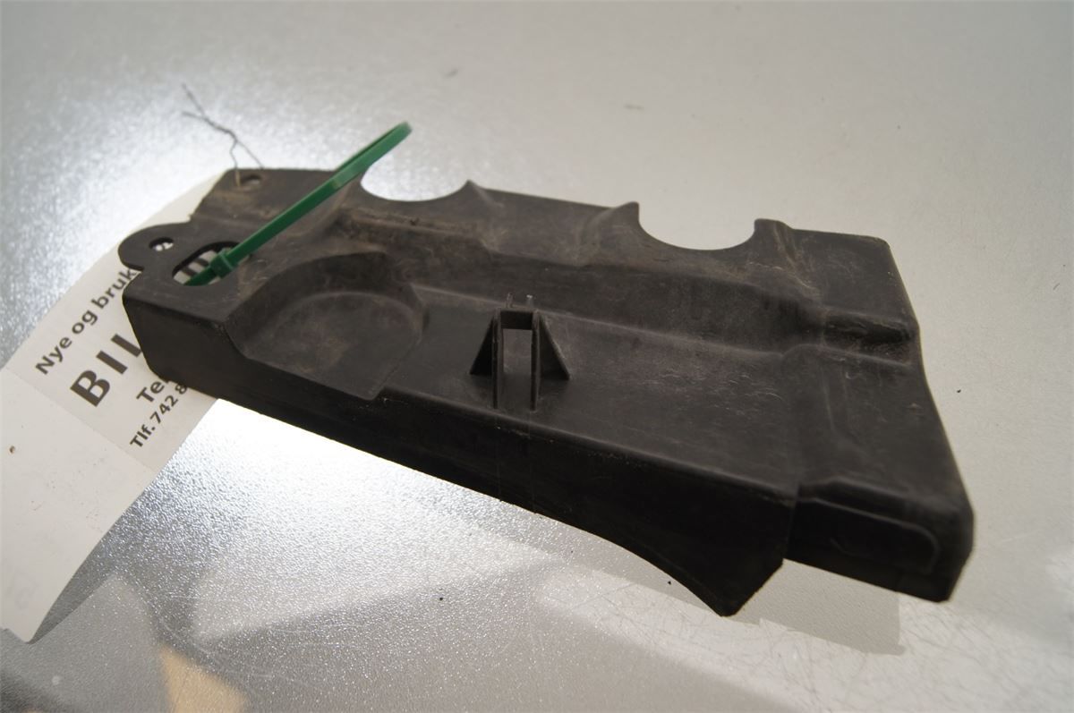 Front Plastdeklser – bilde 2