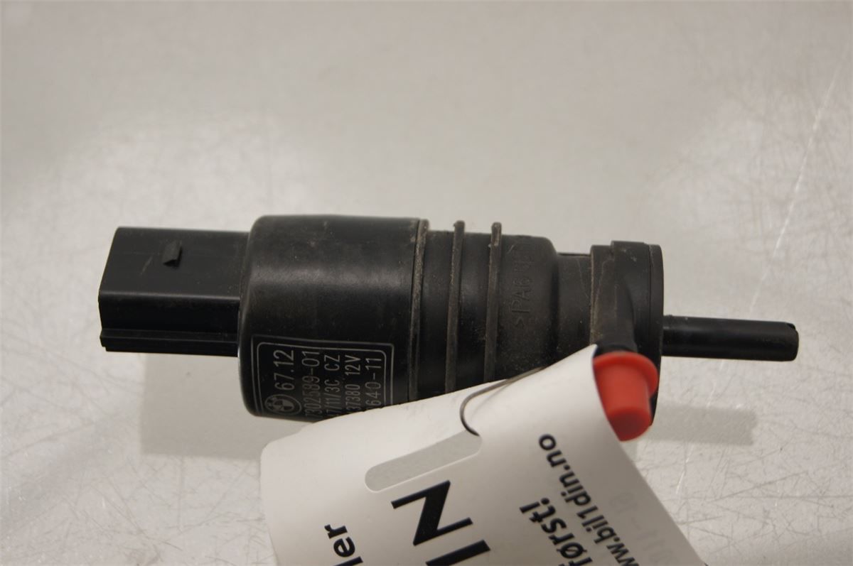 Spylerpumpe Frontrute – bilde 1