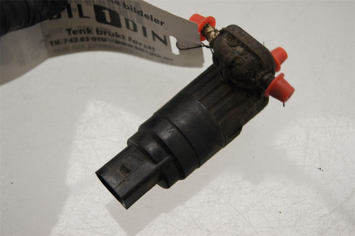 Spylerpumpe Frontrute – bilde 1