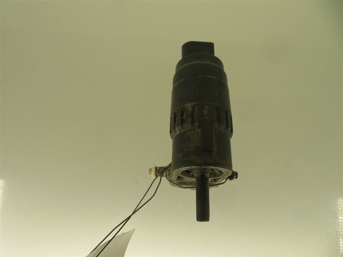 Spylerpumpe Frontrute – bilde 1