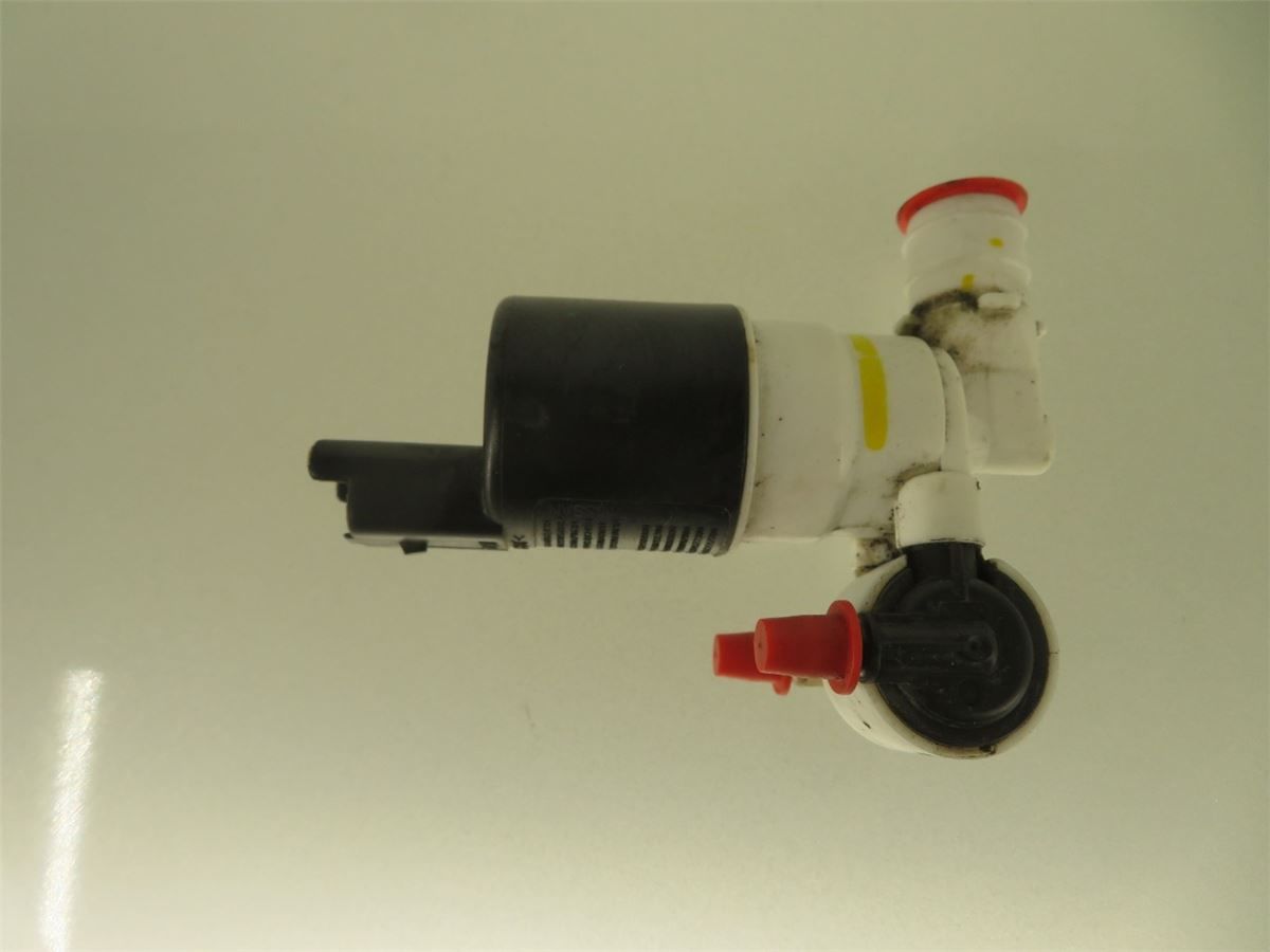 Spylerpumpe Frontrute – bilde 1