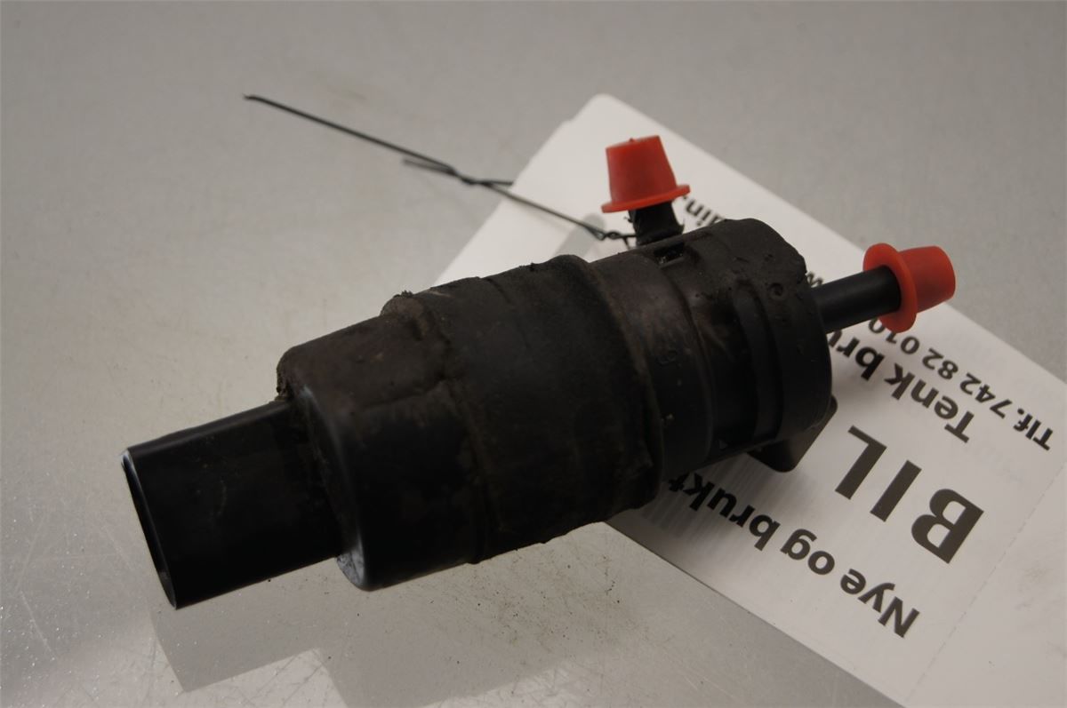 Spylerpumpe Frontrute – bilde 1