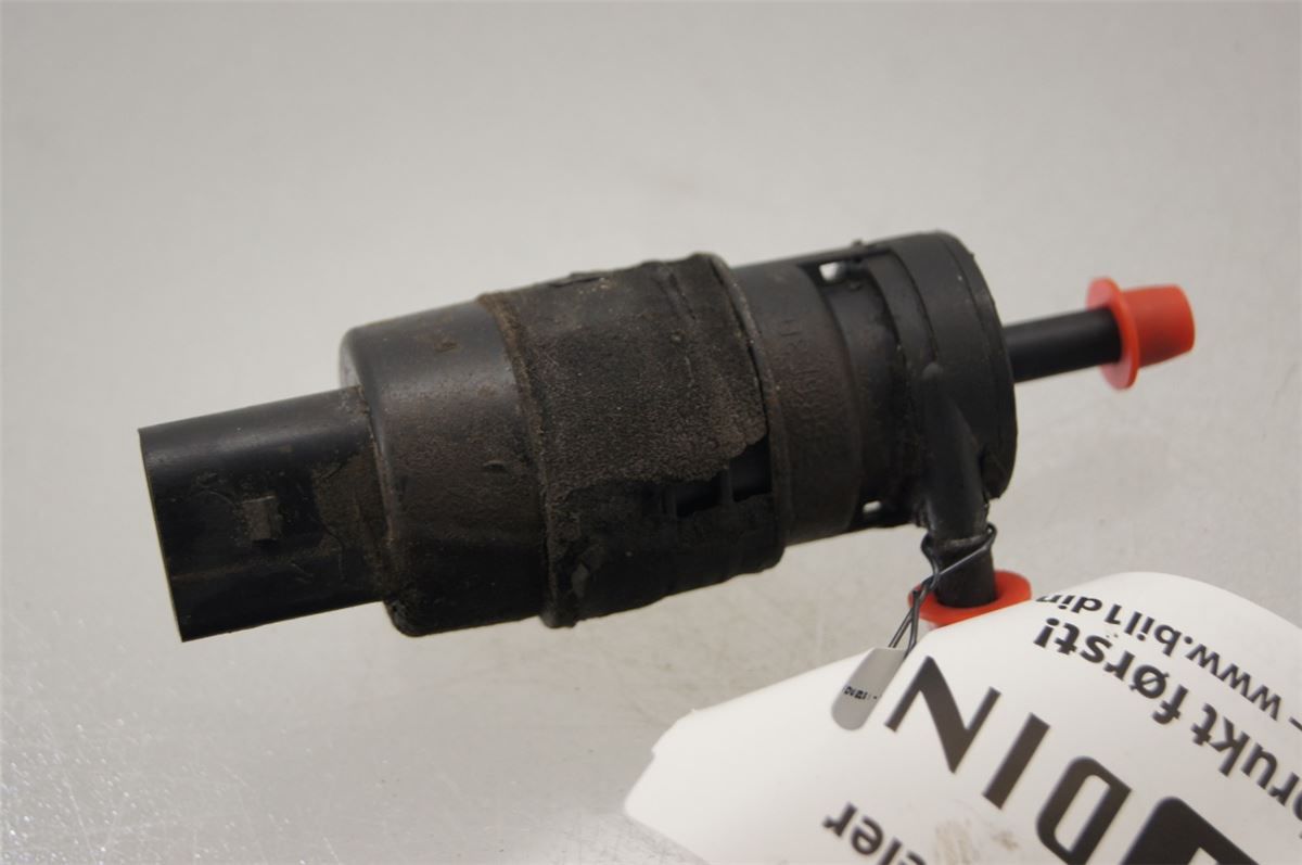 Spylerpumpe Frontrute – bilde 2