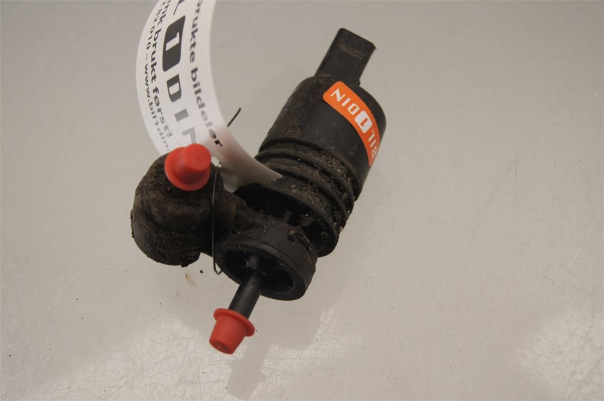 Spylerpumpe Frontrute – bilde 1