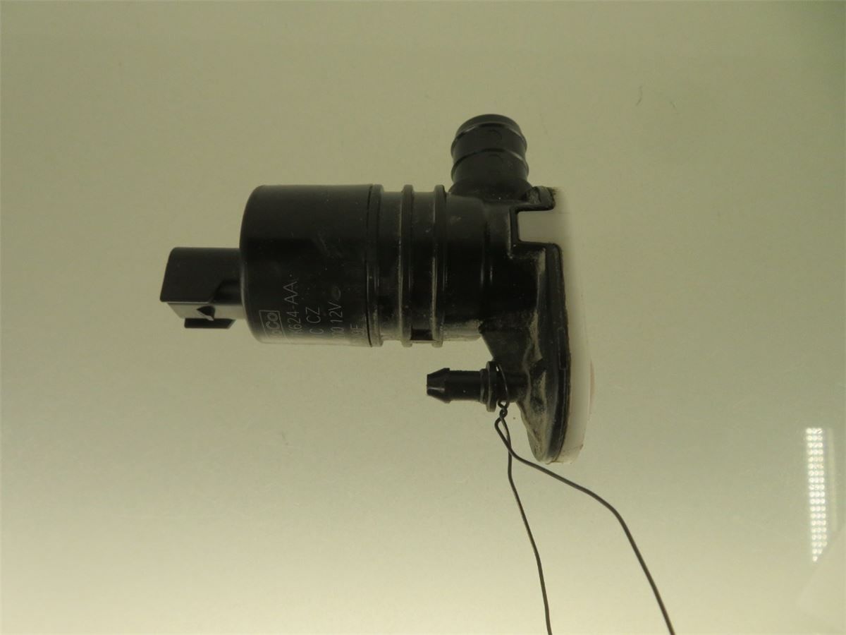 Spylerpumpe Frontrute – bilde 1
