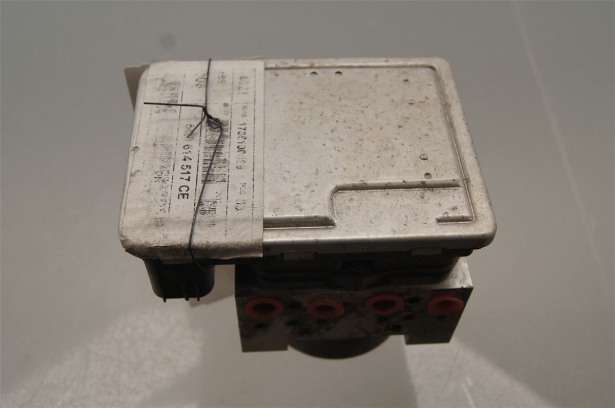 ABS Hydraulikkaggregat – bilde 3