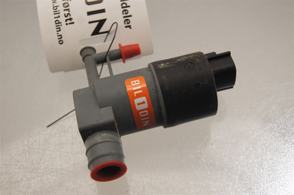 Spylerpumpe Frontrute – bilde 1