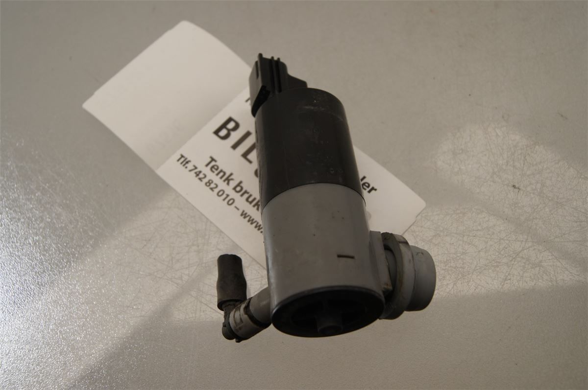 Spylerpumpe Frontrute – bilde 1