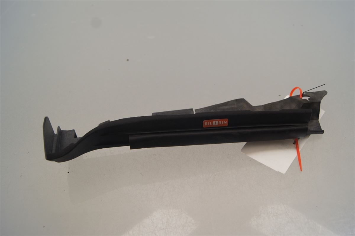 Front Plastdeklser – bilde 1