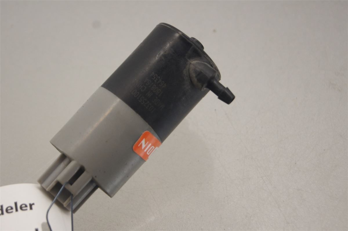 Spylerpumpe Frontrute – bilde 1