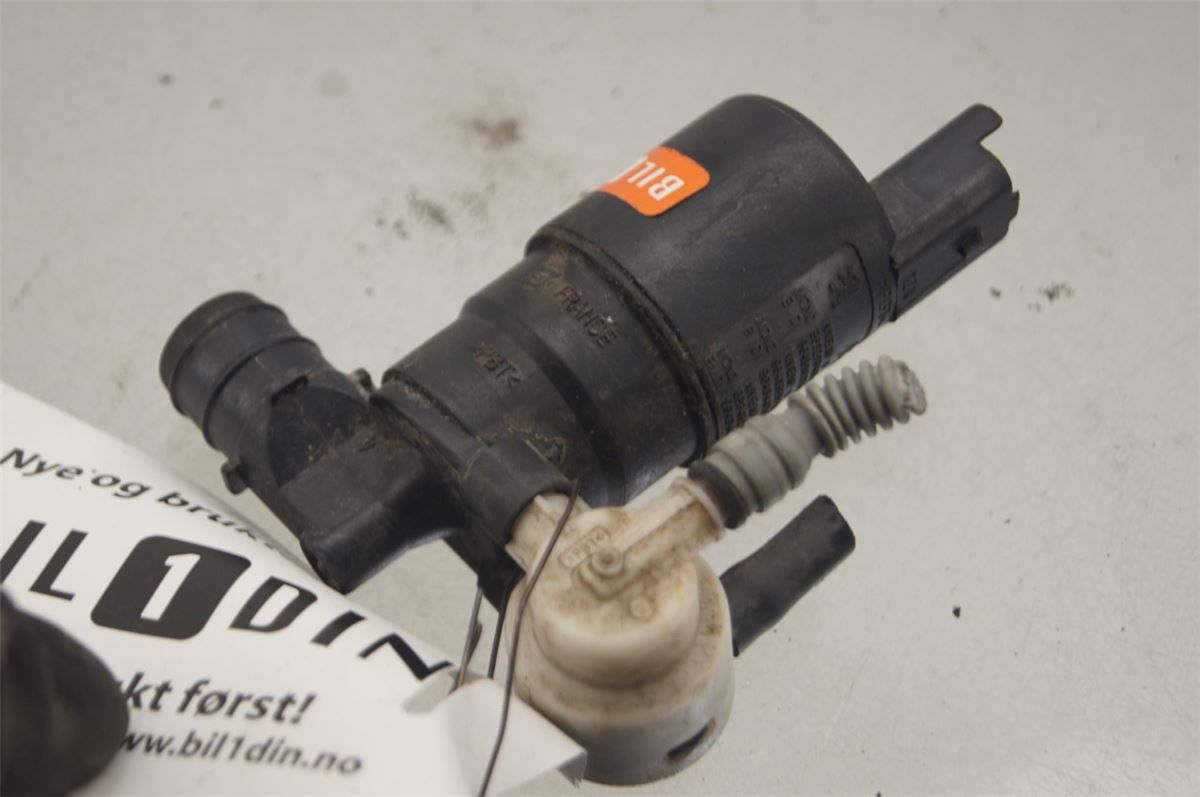 Spylerpumpe Frontrute – bilde 1