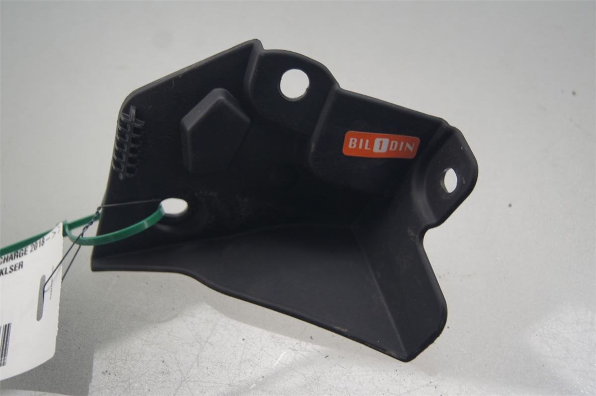 Front Plastdeklser – bilde 1
