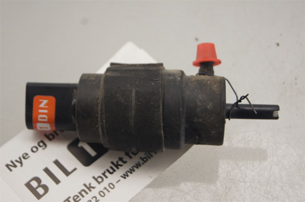 Spylerpumpe Frontrute – bilde 1