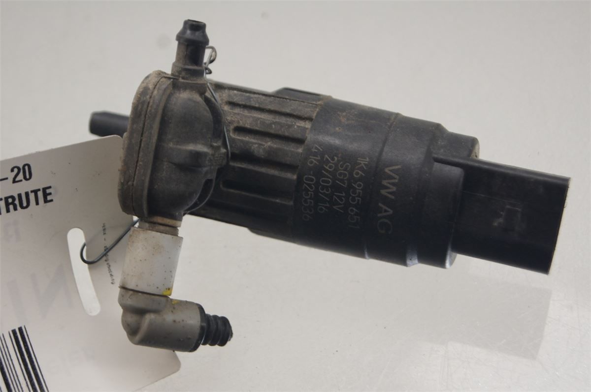 Spylerpumpe Frontrute – bilde 1