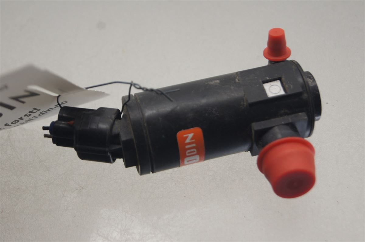 Spylerpumpe Frontrute – bilde 1