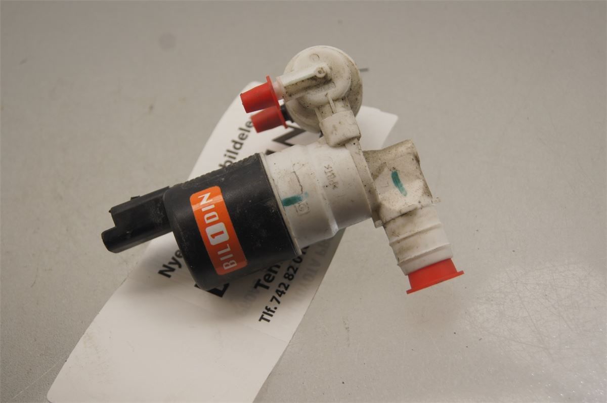 Spylerpumpe Frontrute – bilde 1
