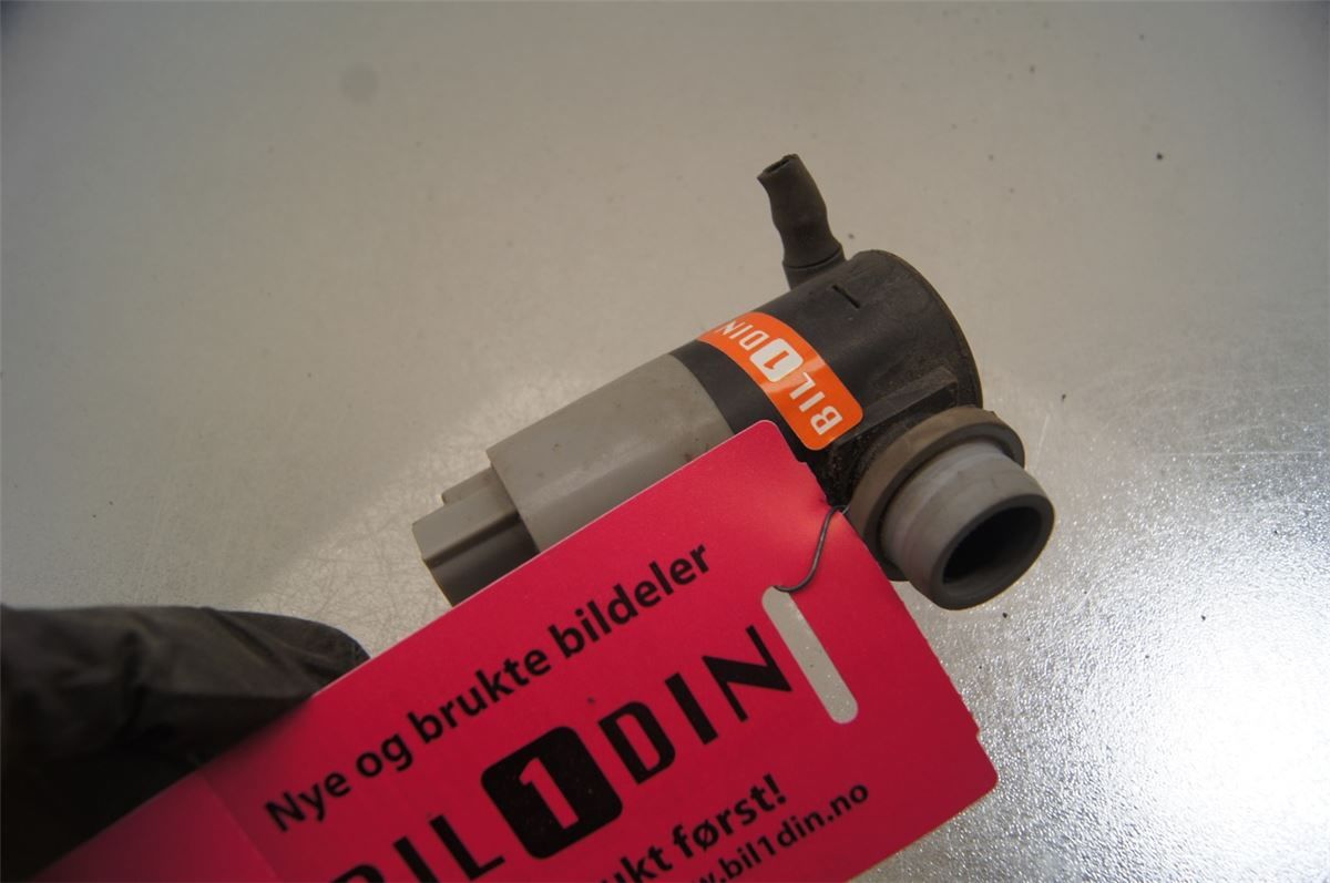 Spylerpumpe Frontrute – bilde 1