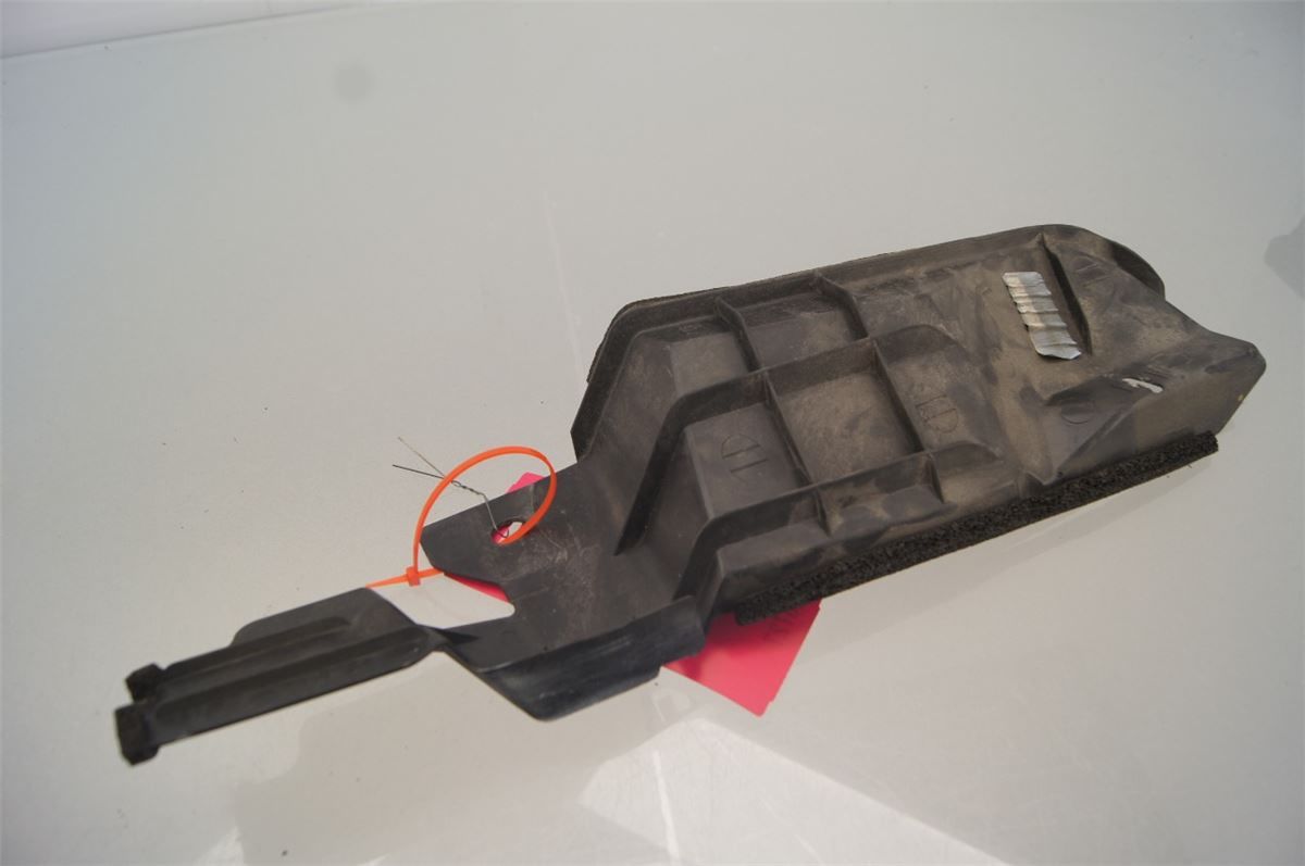 Front Plastdeklser – bilde 1