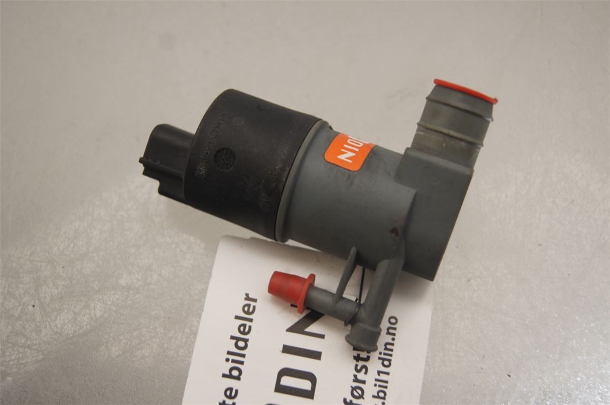 Spylerpumpe Frontrute – bilde 1
