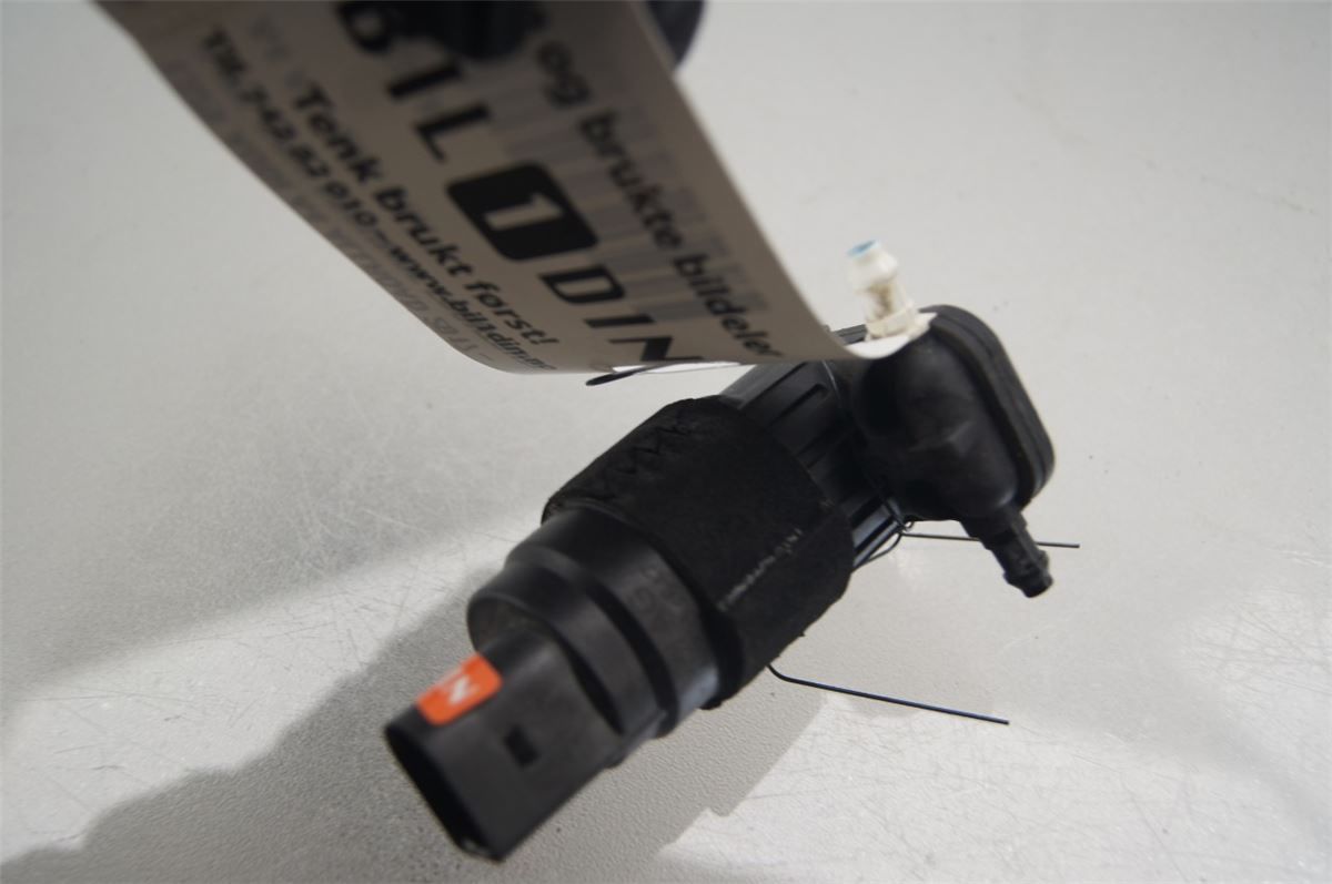 Spylerpumpe Frontrute – bilde 2