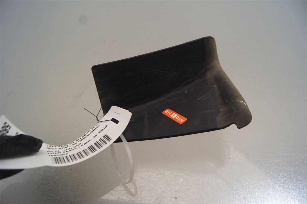 Baklykt Midt / Omramming – bilde 1