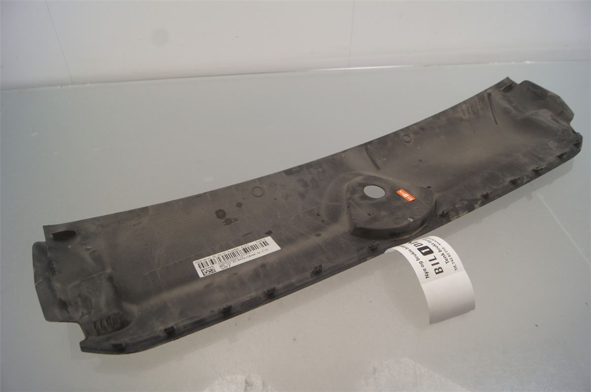 Front Plastdeklser – bilde 1