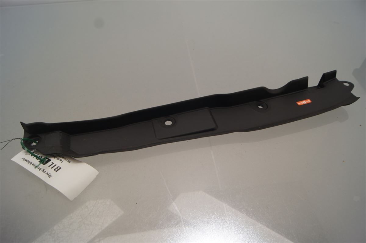 Front Plastdeklser – bilde 1