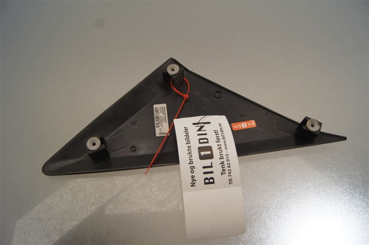 Front Plastdeklser – bilde 2