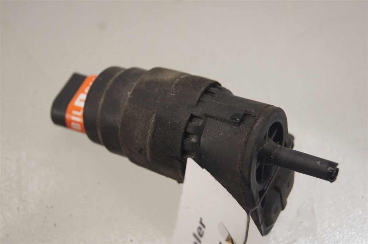 Spylerpumpe Frontrute – bilde 1