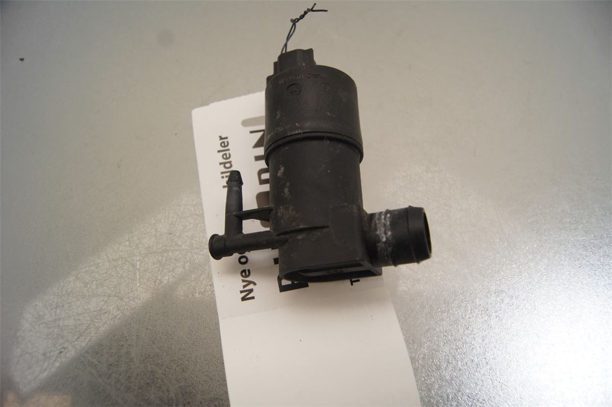 Spylerpumpe Frontrute – bilde 2