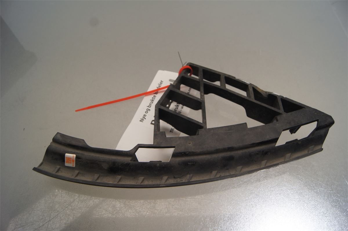 Front Plastdeklser – bilde 1