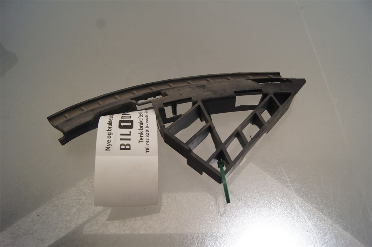 Front Plastdeklser – bilde 1