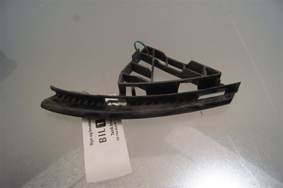 Front Plastdeklser – bilde 2