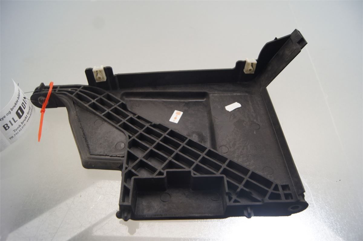 Batterikasse / Feste / Holder – bilde 1