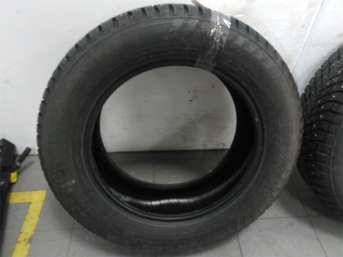 Dekk 18 235/60-18 – bilde 1