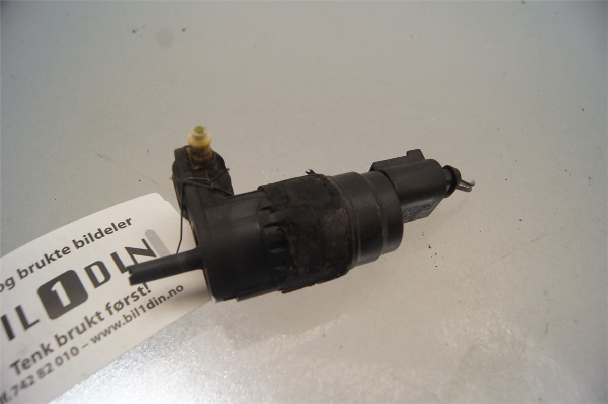 Spylerpumpe Frontrute – bilde 1