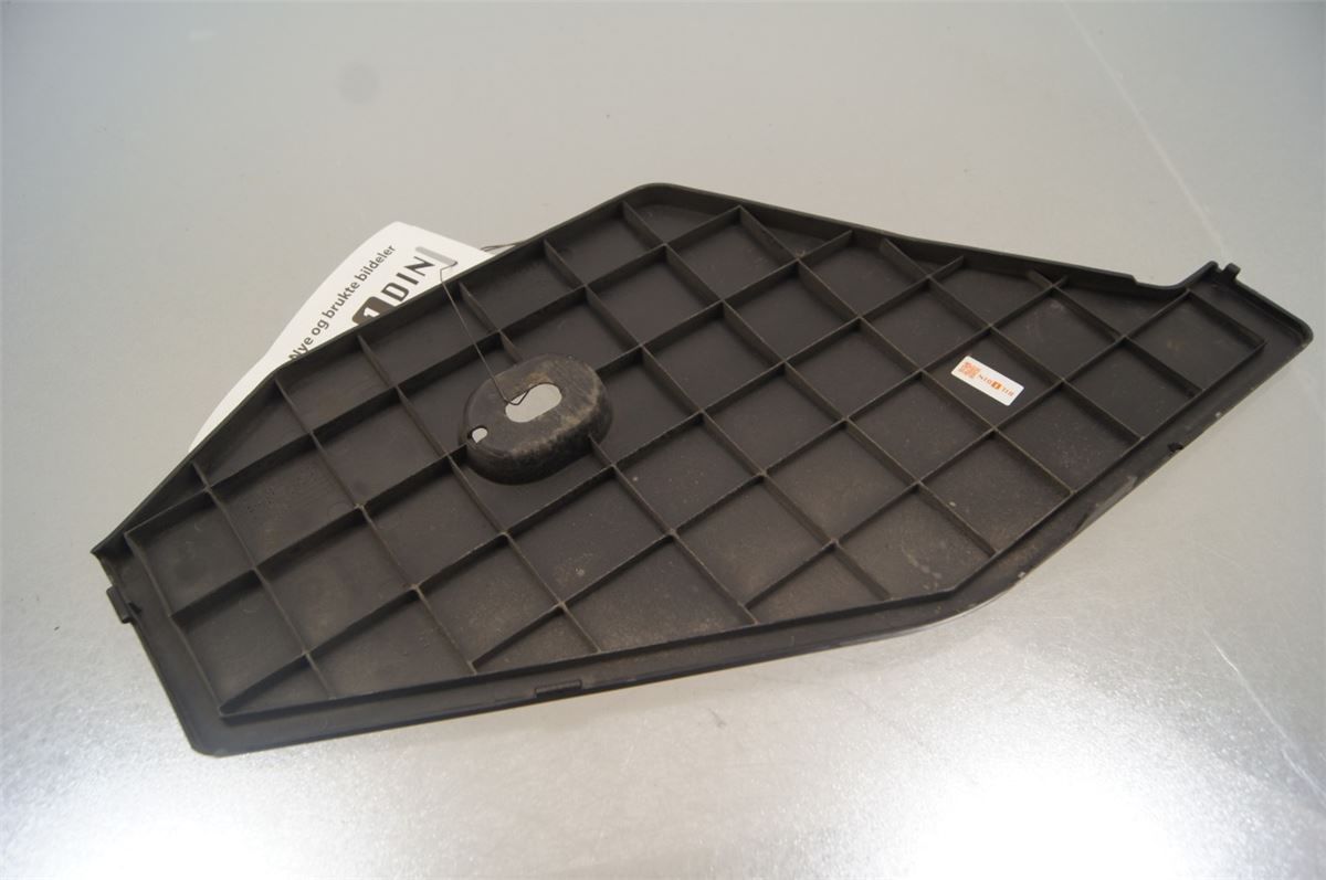 Front Plastdeklser – bilde 2