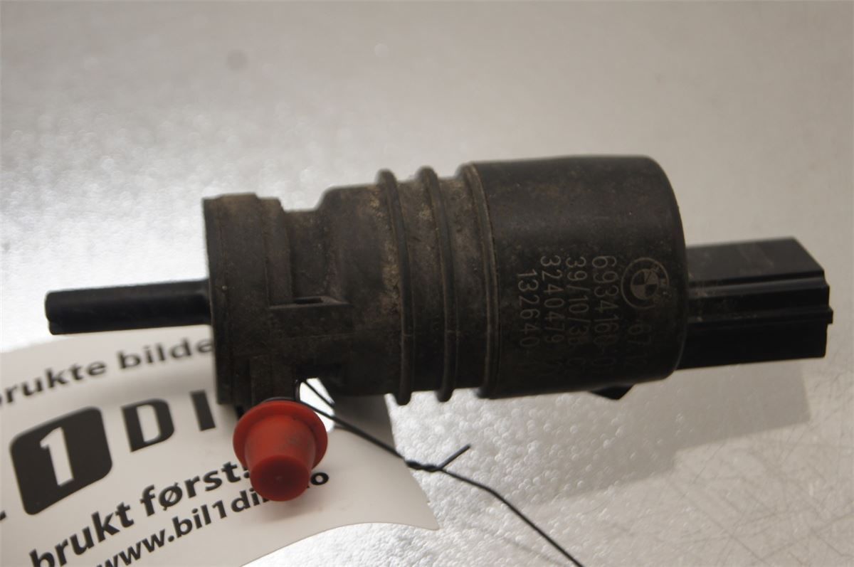 Spylerpumpe Frontrute – bilde 1