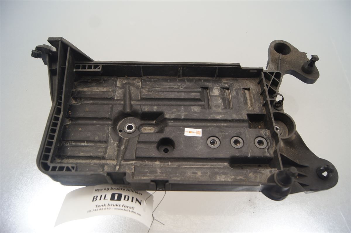 Batterikasse / Feste / Holder – bilde 1