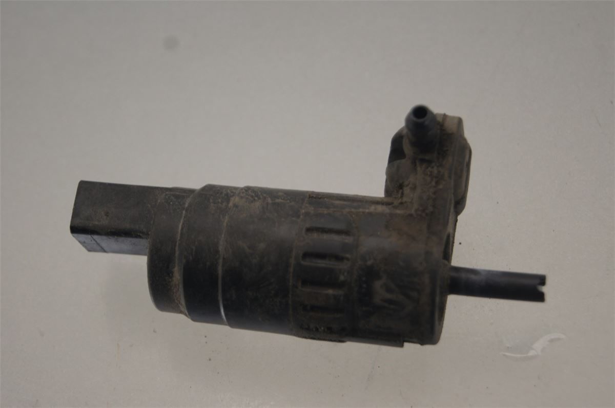 Spylerpumpe Frontrute – bilde 1