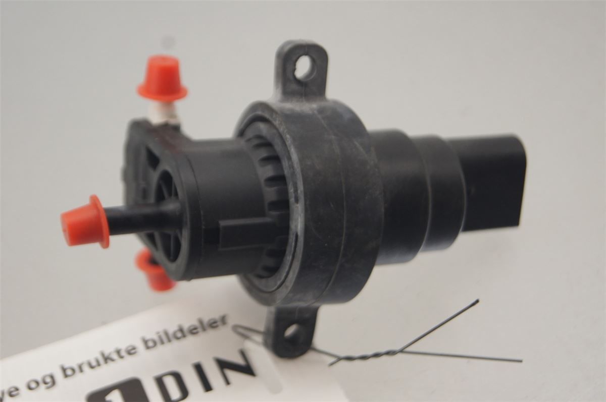 Spylerpumpe Frontrute – bilde 1