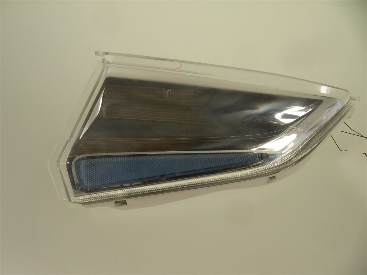 Frontlykt Venstre – bilde 1