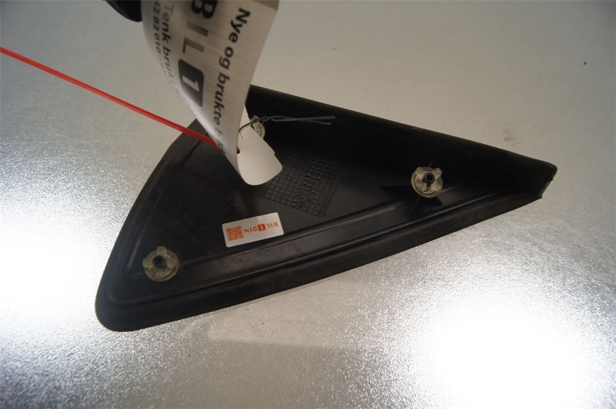 Front Plastdeklser – bilde 1