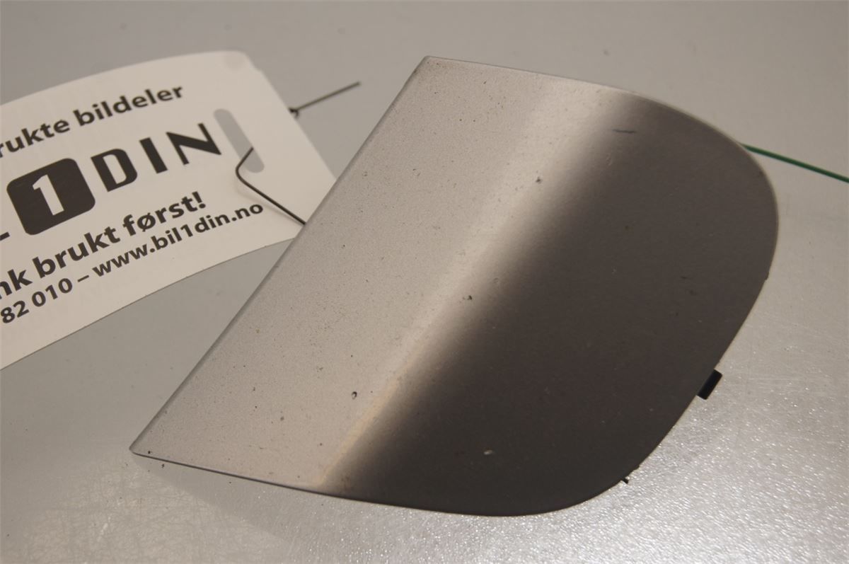 Front Plastdeklser – bilde 1