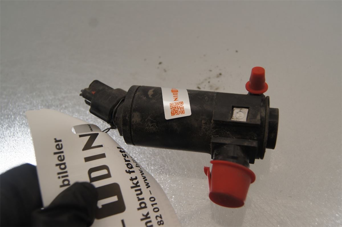 Spylerpumpe Frontrute – bilde 1