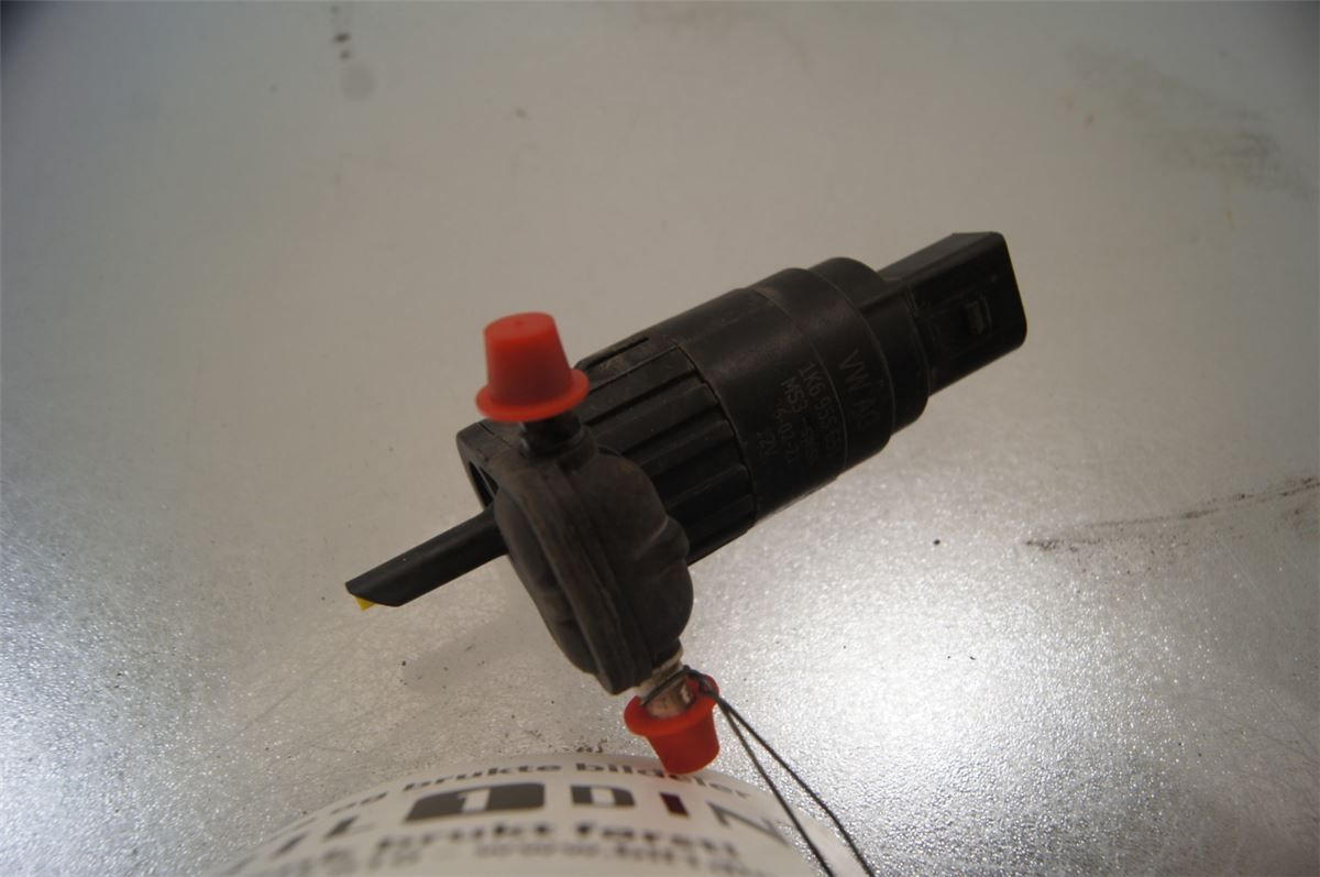 Spylerpumpe Frontrute – bilde 1
