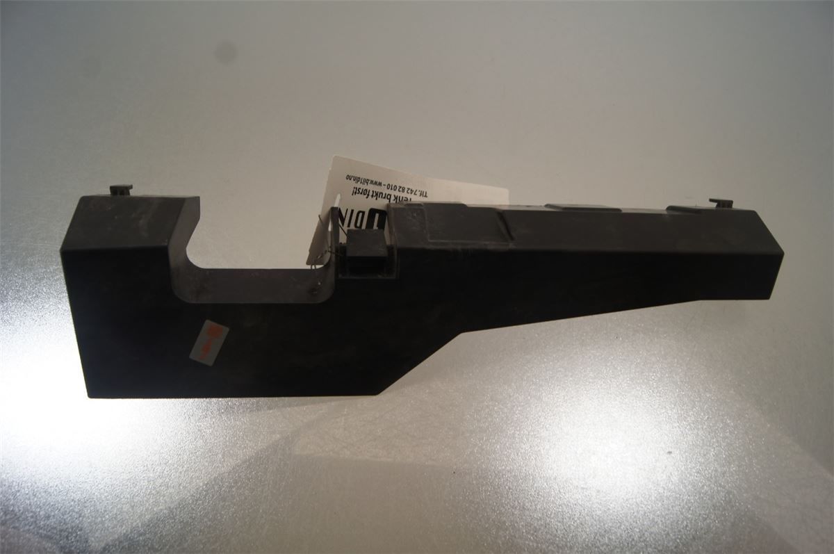Front Plastdeklser – bilde 2