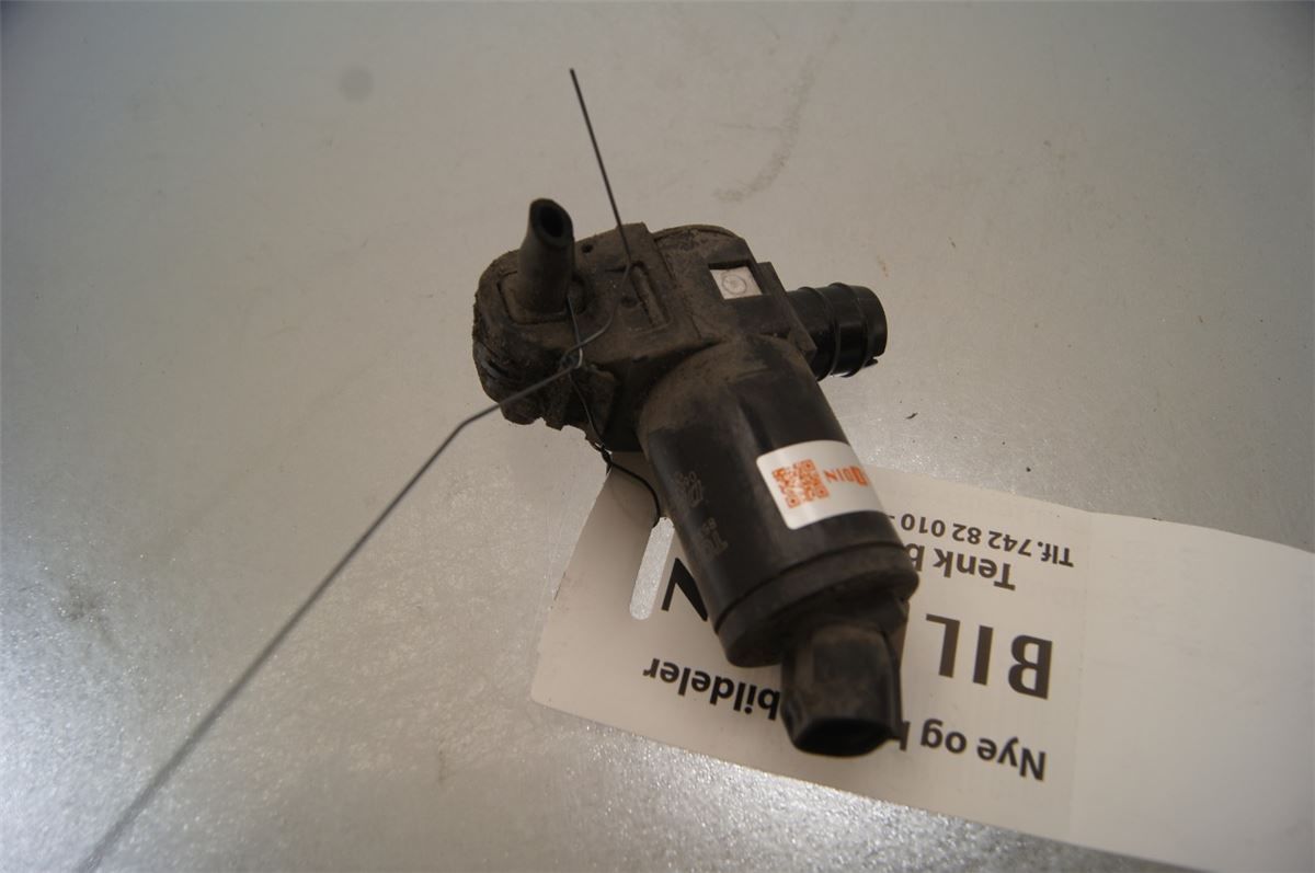 Spylerpumpe Frontrute – bilde 1