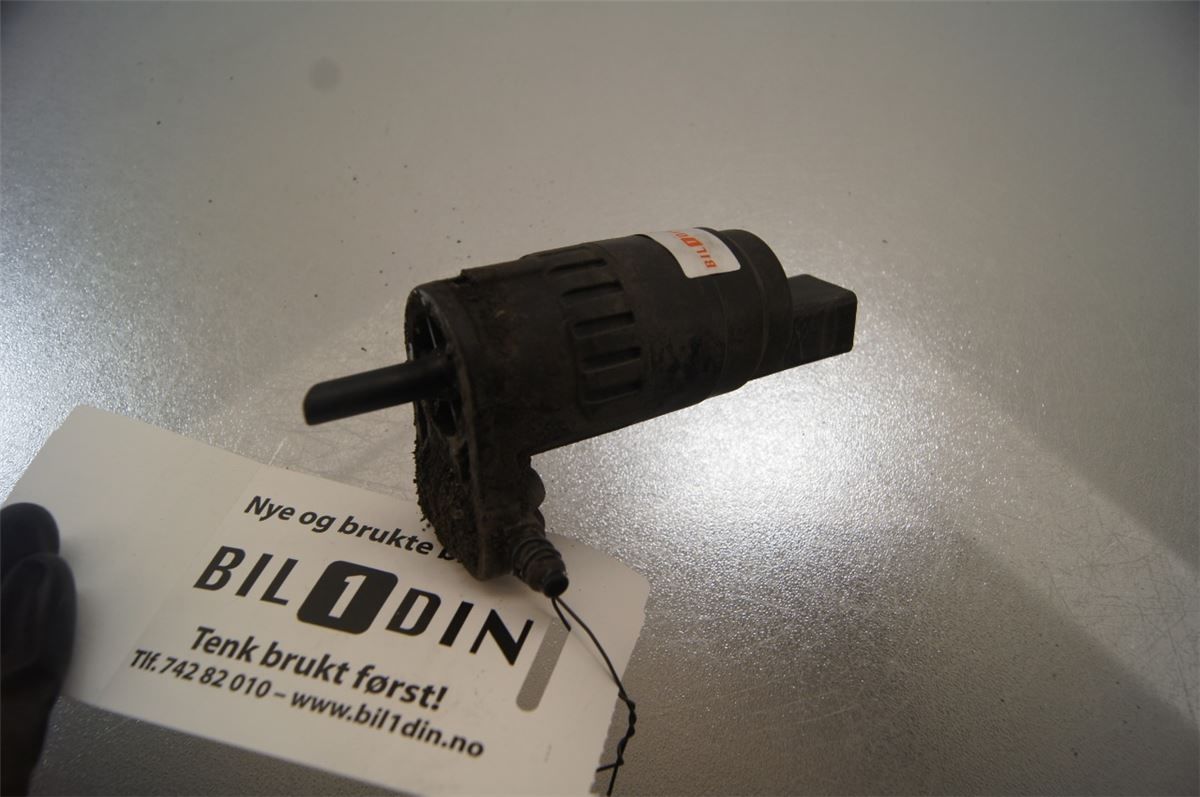 Spylerpumpe Frontrute – bilde 1